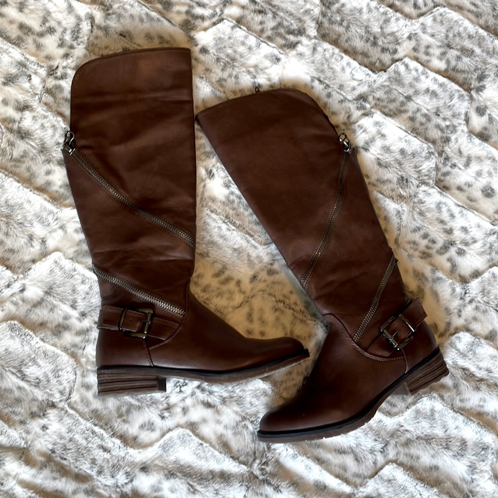 Extreme Brown Zipper Detail Boots Women’s Sz 7